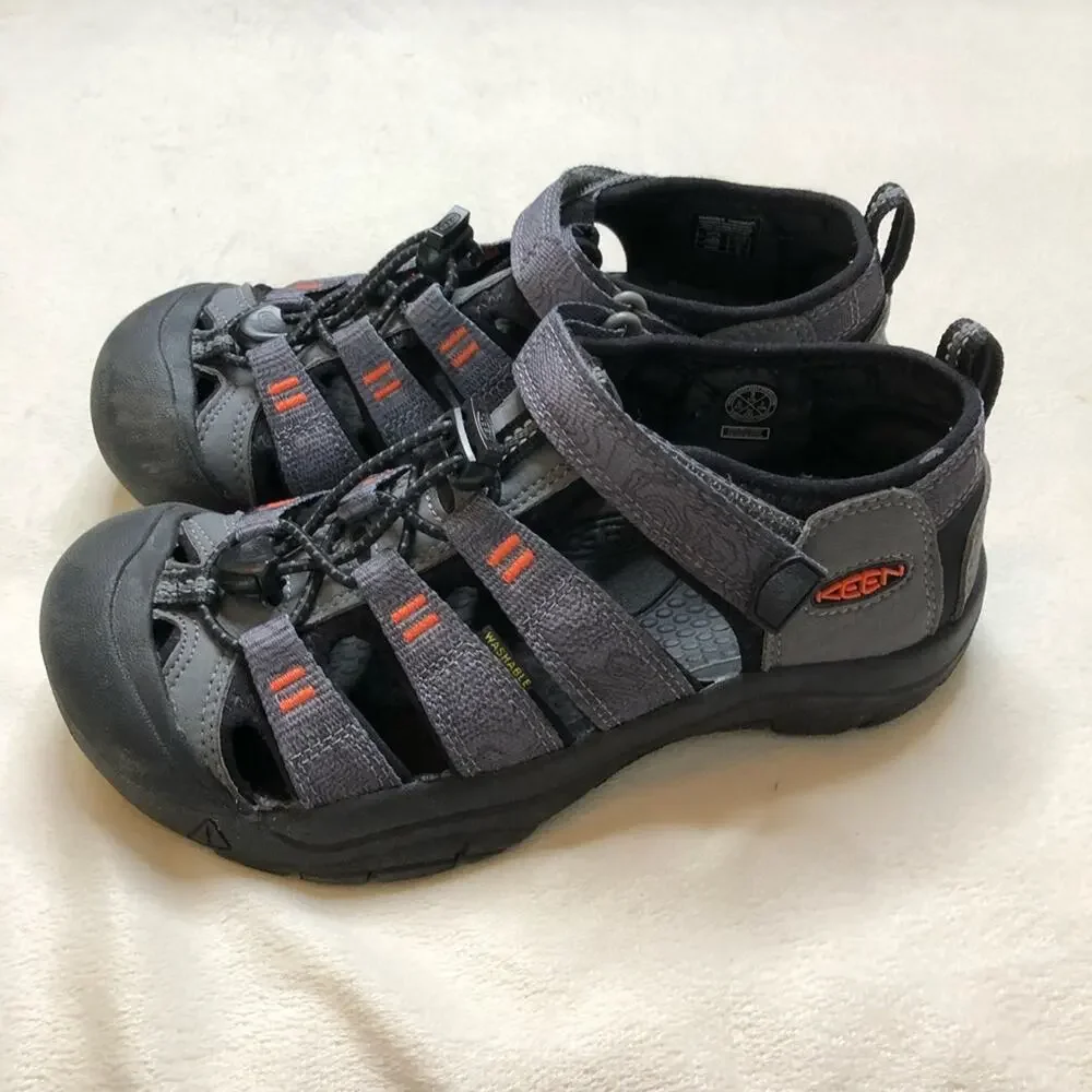 Keen Newport H2 gray black kids sandals size US 3